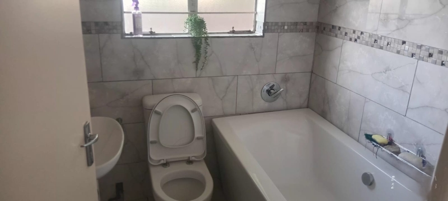 3 Bedroom Property for Sale in Annadale Limpopo