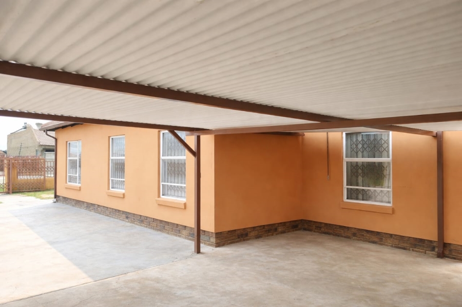 3 Bedroom Property for Sale in Southern Gateway Limpopo