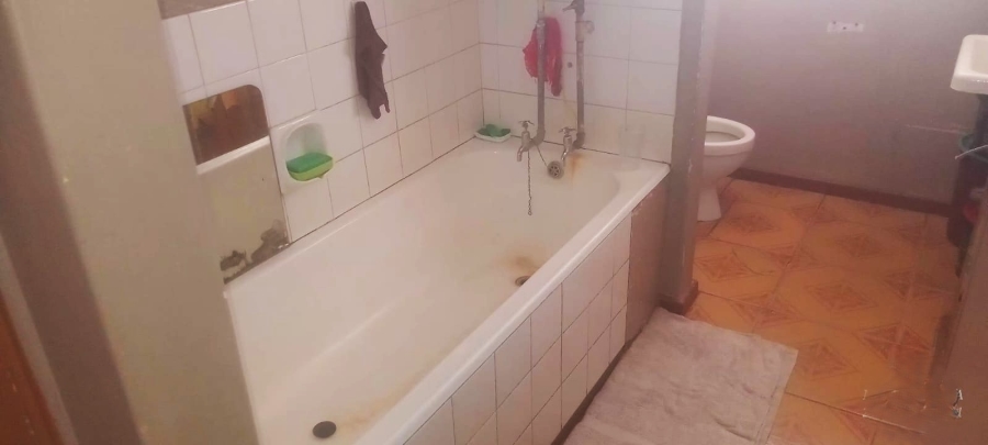 2 Bedroom Property for Sale in Polokwane Central Limpopo