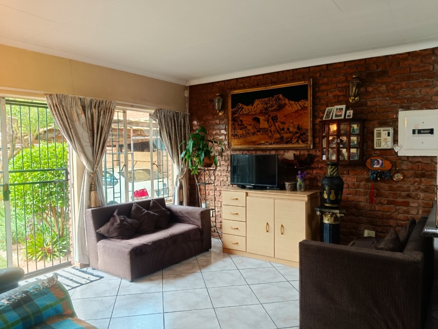 4 Bedroom Property for Sale in Flora Park Limpopo