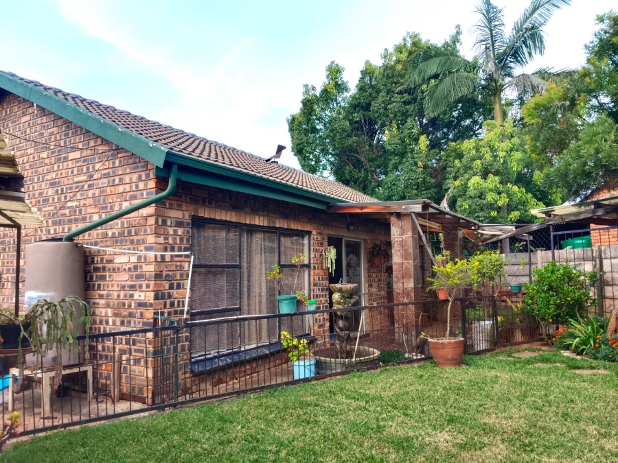 4 Bedroom Property for Sale in Flora Park Limpopo