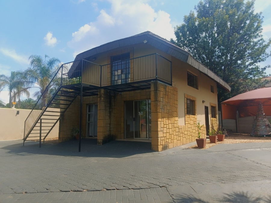 7 Bedroom Property for Sale in Bendor Limpopo