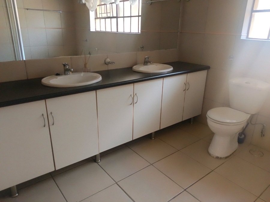 7 Bedroom Property for Sale in Bendor Limpopo