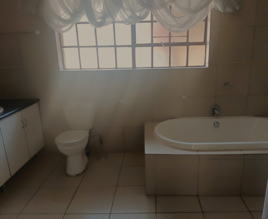 7 Bedroom Property for Sale in Bendor Limpopo