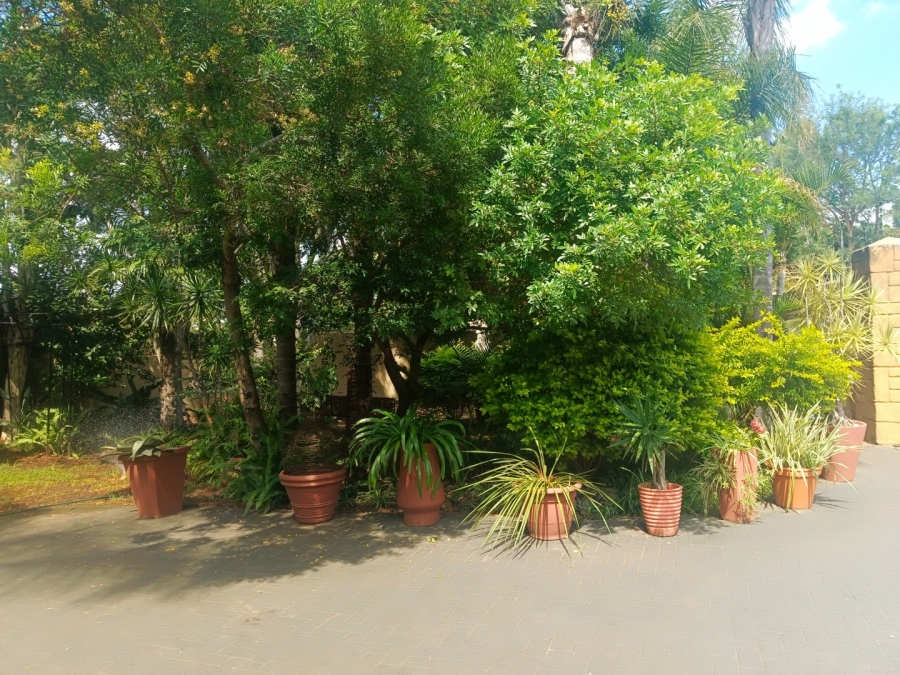 7 Bedroom Property for Sale in Bendor Limpopo