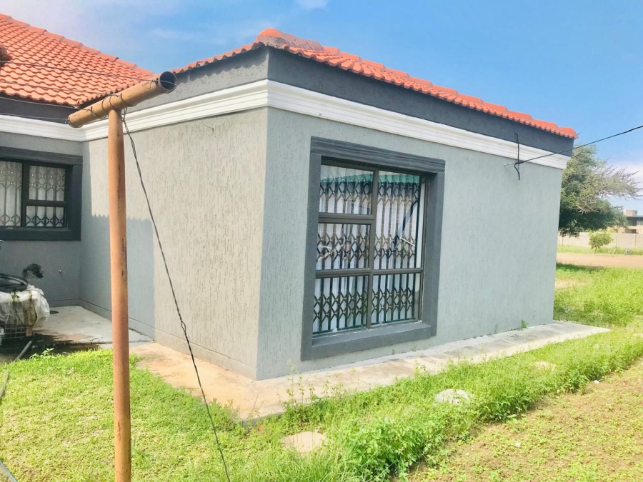 3 Bedroom Property for Sale in Moletji Limpopo