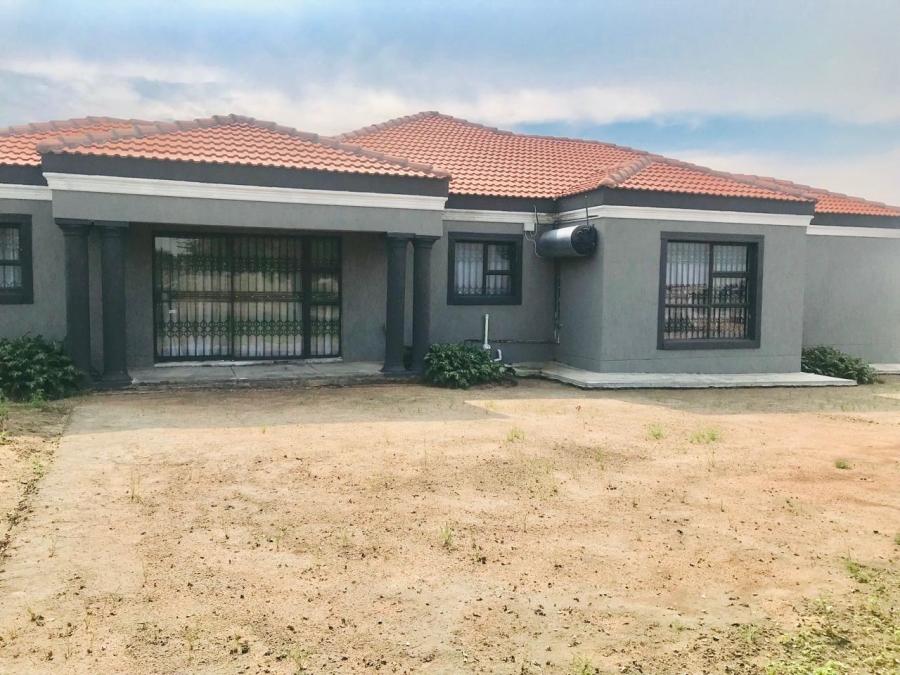 3 Bedroom Property for Sale in Moletji Limpopo