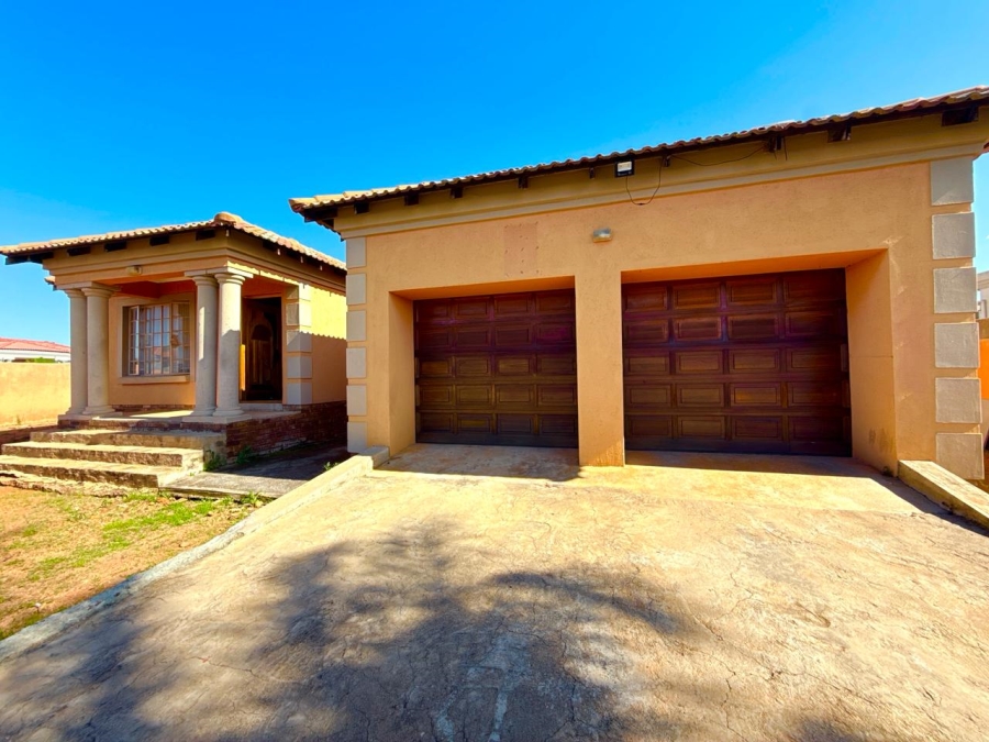 4 Bedroom Property for Sale in Serala View Limpopo