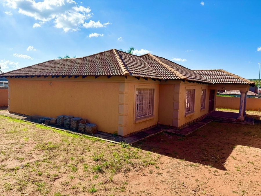 4 Bedroom Property for Sale in Serala View Limpopo