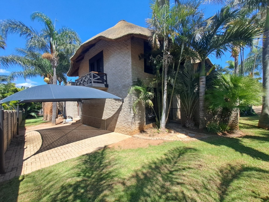 6 Bedroom Property for Sale in Sterpark Limpopo