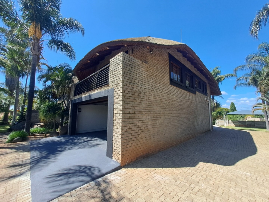 6 Bedroom Property for Sale in Sterpark Limpopo