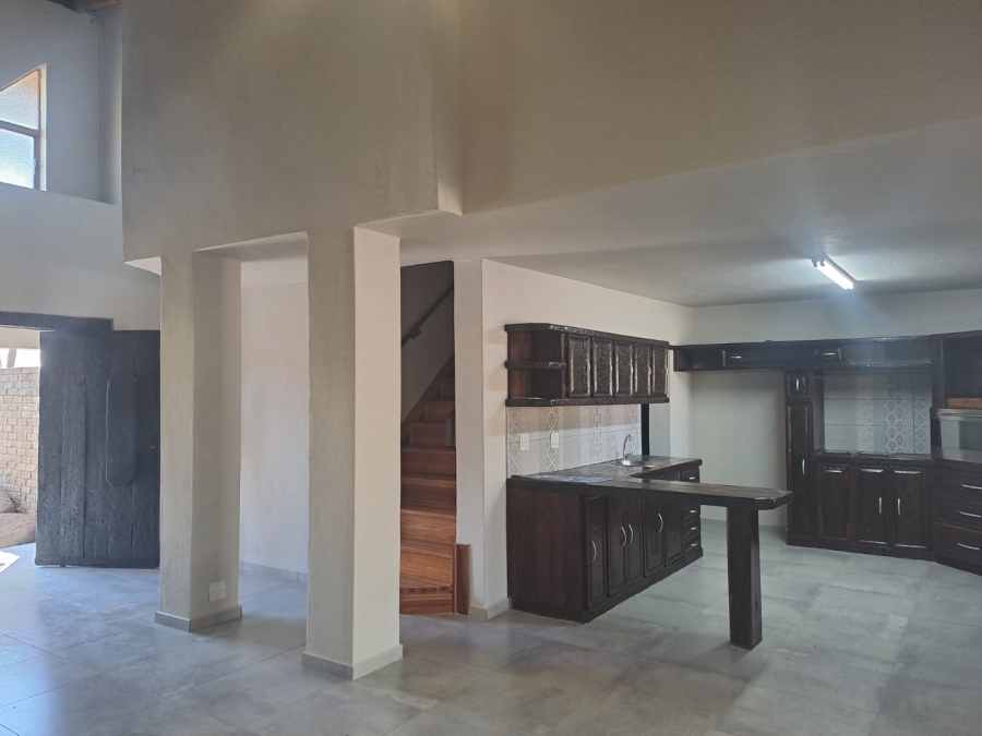 6 Bedroom Property for Sale in Sterpark Limpopo