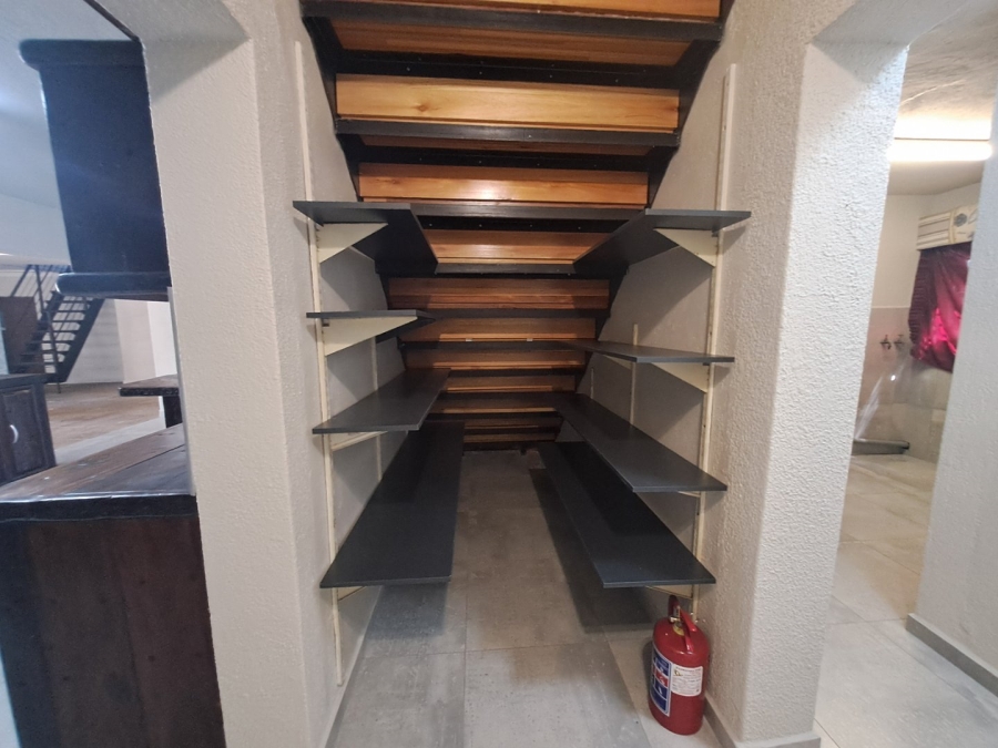 6 Bedroom Property for Sale in Sterpark Limpopo