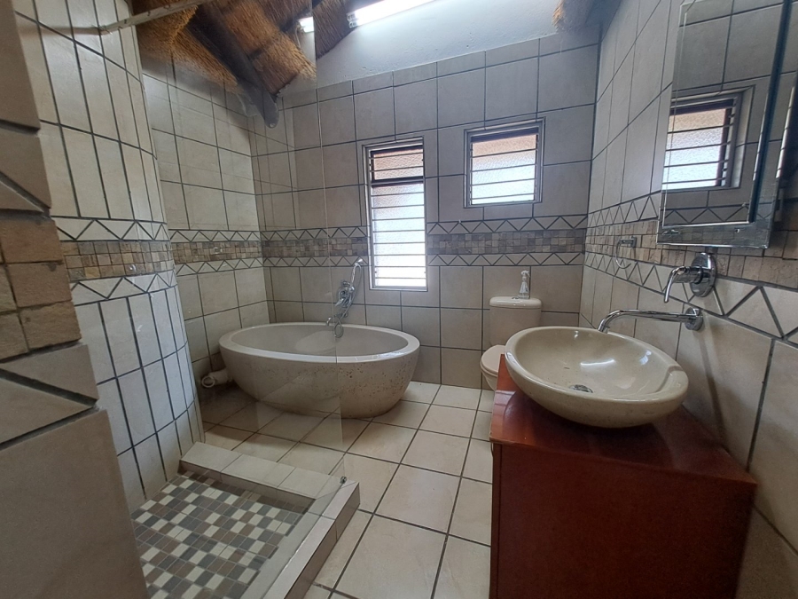 6 Bedroom Property for Sale in Sterpark Limpopo