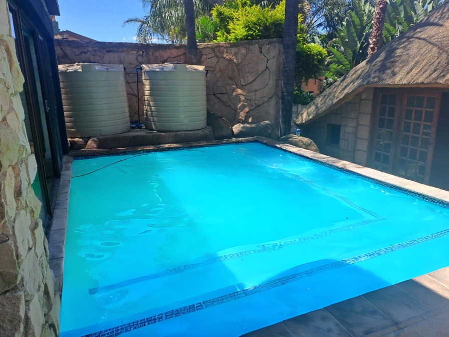 6 Bedroom Property for Sale in Sterpark Limpopo