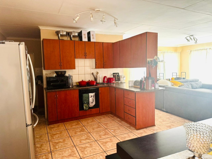 To Let 3 Bedroom Property for Rent in Bendor Limpopo