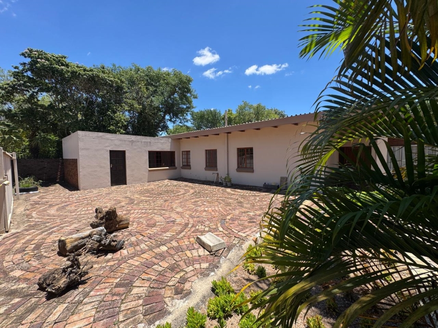 5 Bedroom Property for Sale in Eduan Park Limpopo