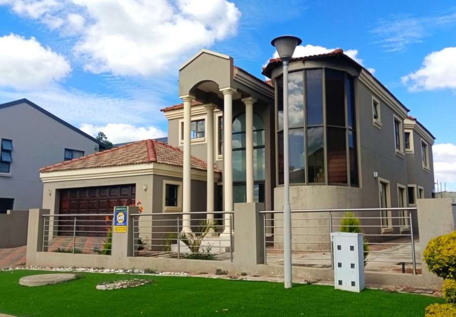 5 Bedroom Property for Sale in Thornhill Limpopo