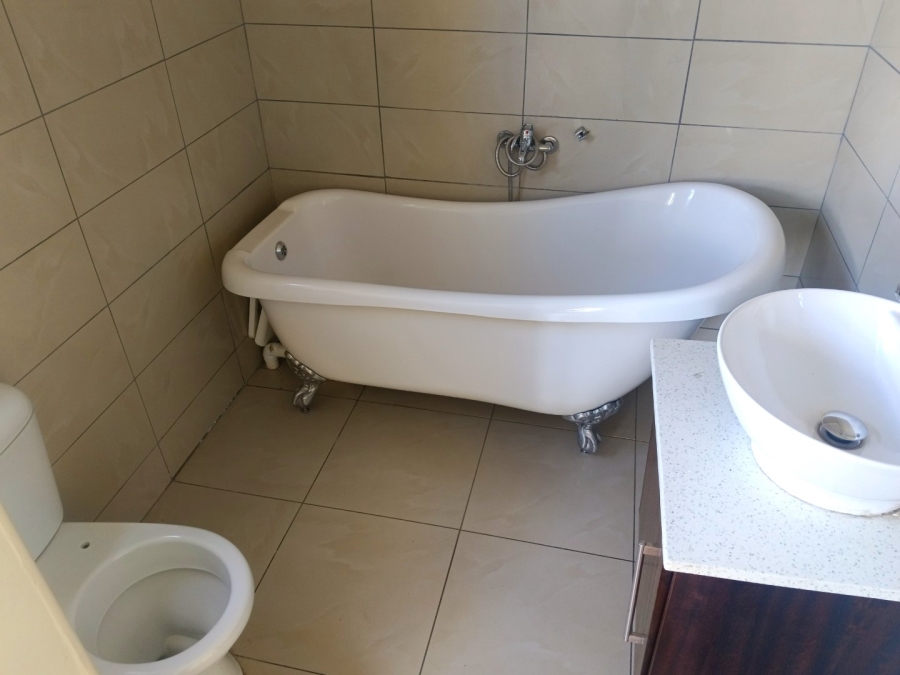 5 Bedroom Property for Sale in Thornhill Limpopo