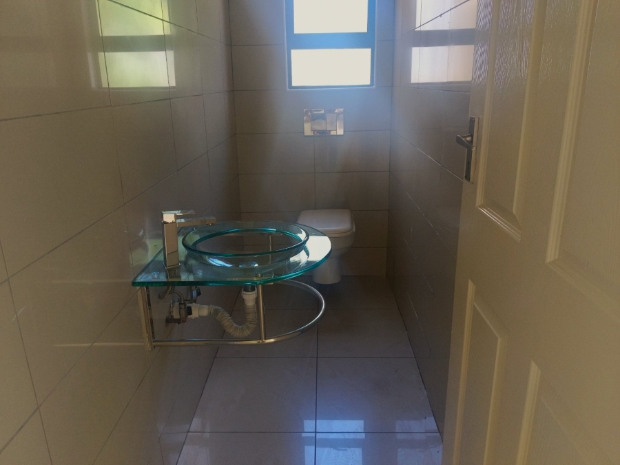 5 Bedroom Property for Sale in Thornhill Limpopo