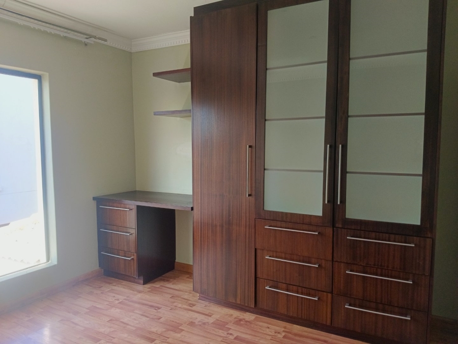 5 Bedroom Property for Sale in Thornhill Limpopo