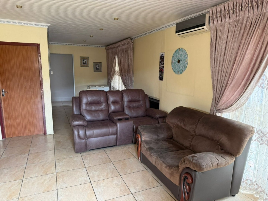 5 Bedroom Property for Sale in Nirvana Ext 3 Limpopo