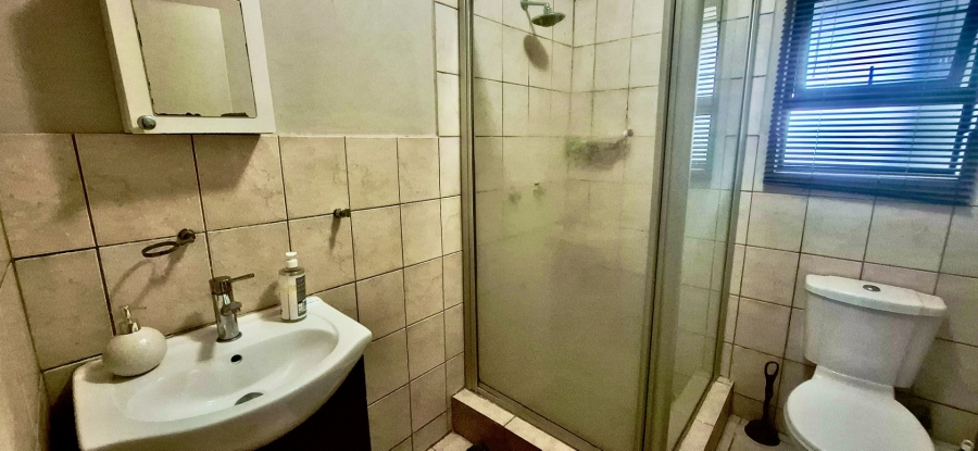 1 Bedroom Property for Sale in Penina Park Limpopo