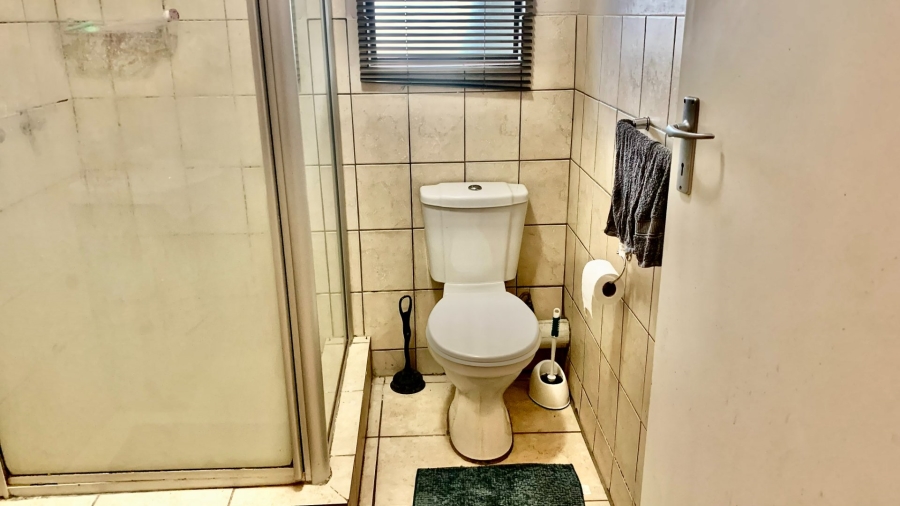 1 Bedroom Property for Sale in Penina Park Limpopo