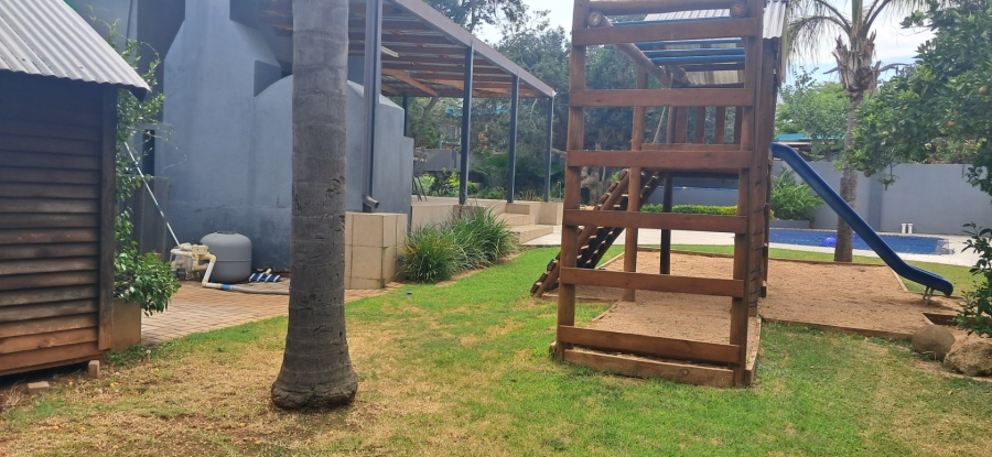 To Let 4 Bedroom Property for Rent in Bendor Limpopo