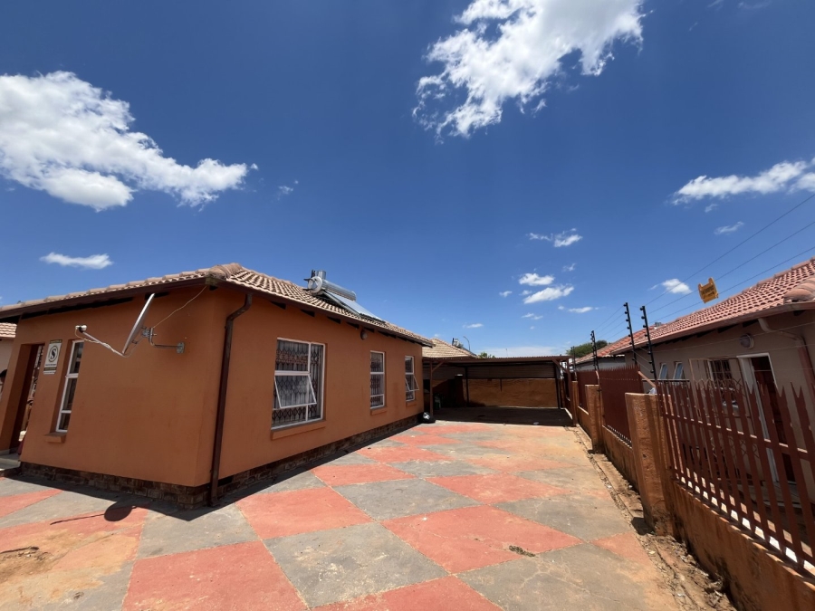3 Bedroom Property for Sale in Southern Gateway Limpopo