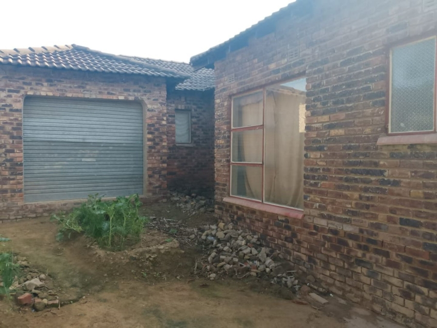 To Let 3 Bedroom Property for Rent in Nkowankowa Limpopo
