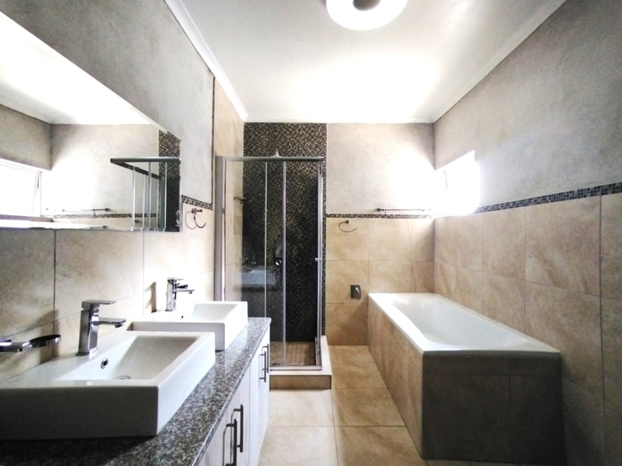 3 Bedroom Property for Sale in Bendor Limpopo