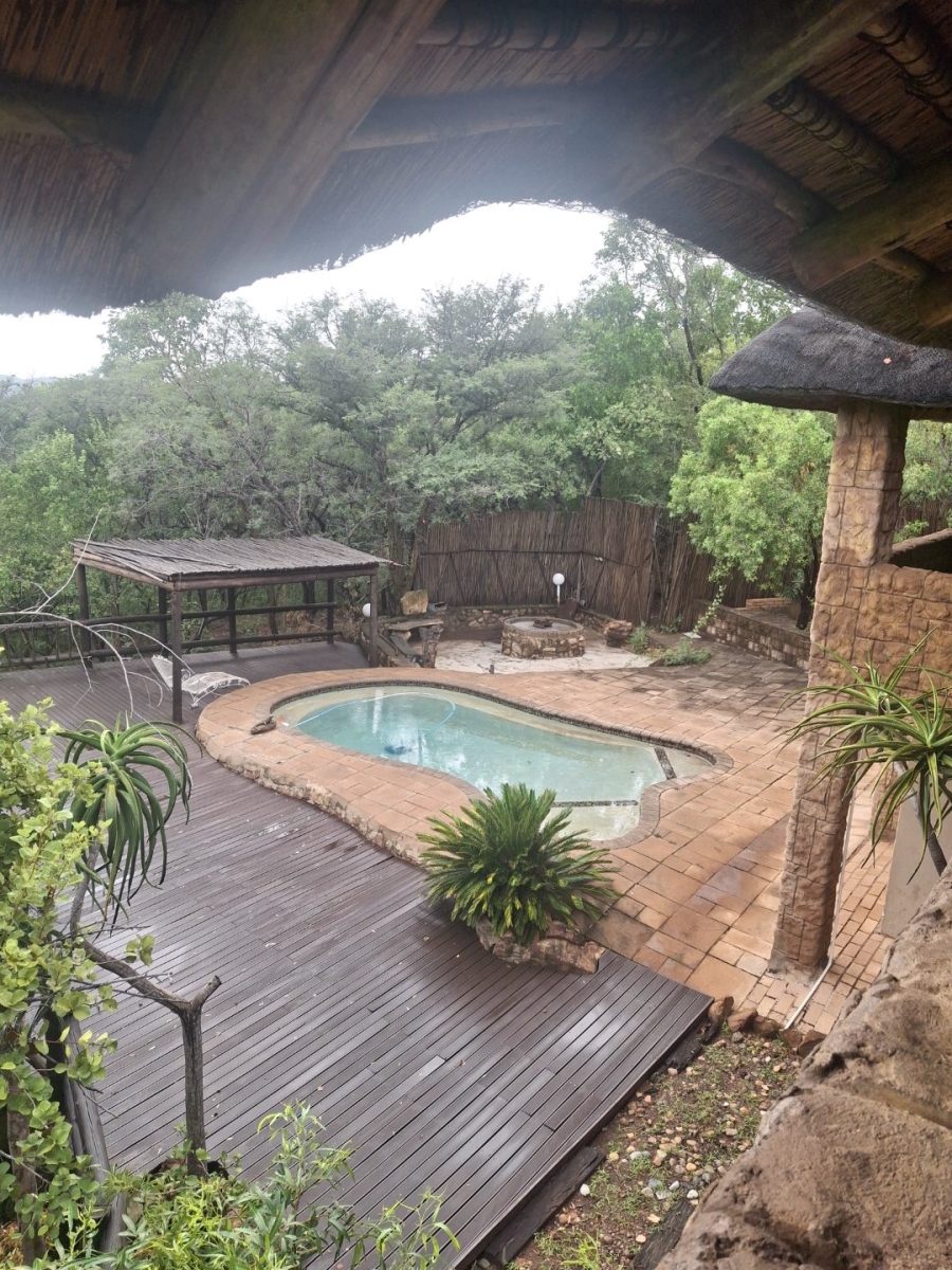 5 Bedroom Property for Sale in Rooiberg Limpopo