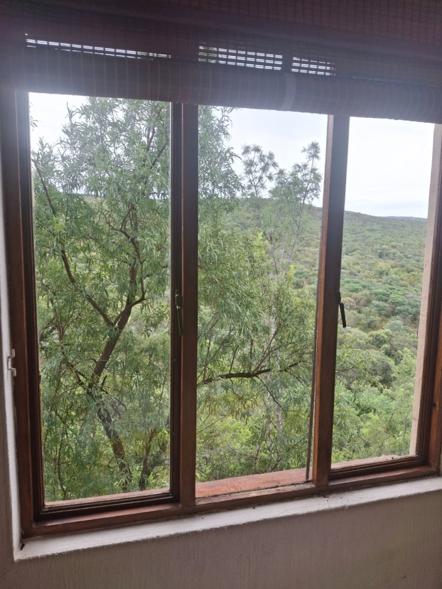 5 Bedroom Property for Sale in Rooiberg Limpopo
