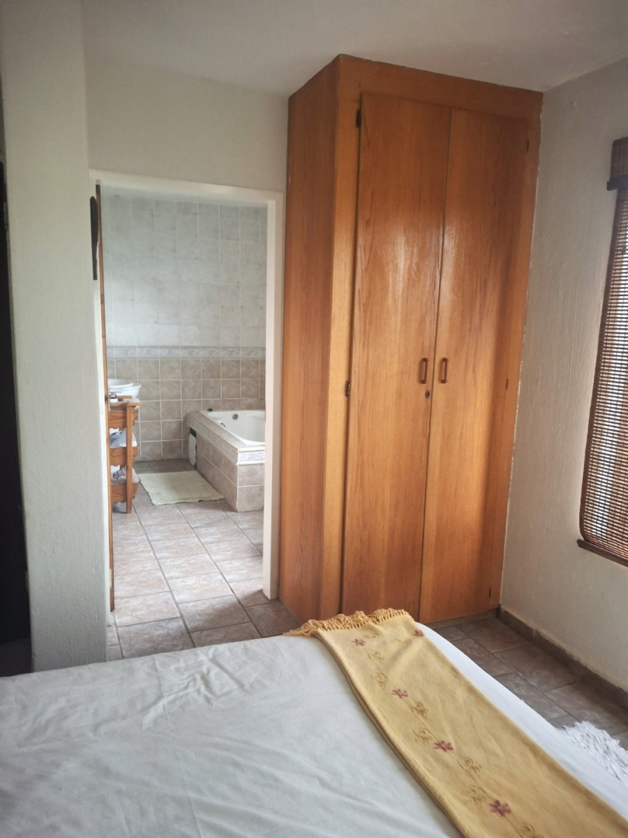 5 Bedroom Property for Sale in Rooiberg Limpopo