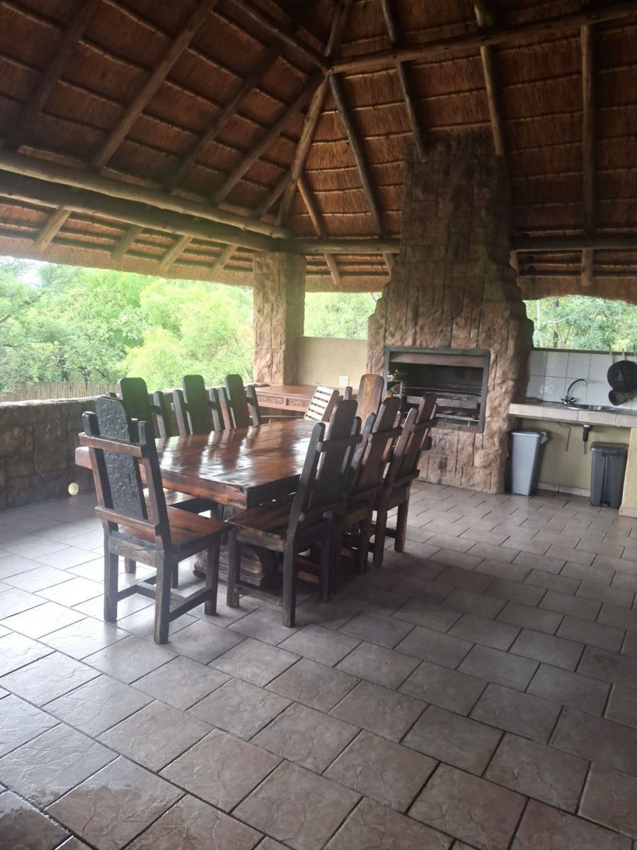 5 Bedroom Property for Sale in Rooiberg Limpopo