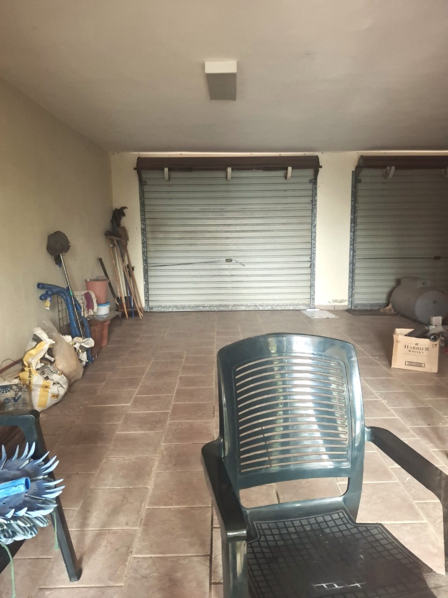 5 Bedroom Property for Sale in Rooiberg Limpopo