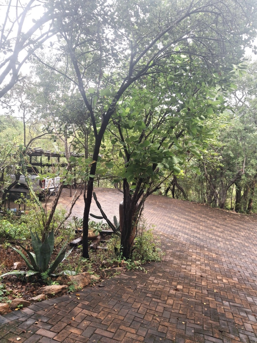 5 Bedroom Property for Sale in Rooiberg Limpopo