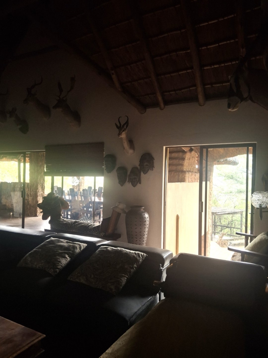 5 Bedroom Property for Sale in Rooiberg Limpopo