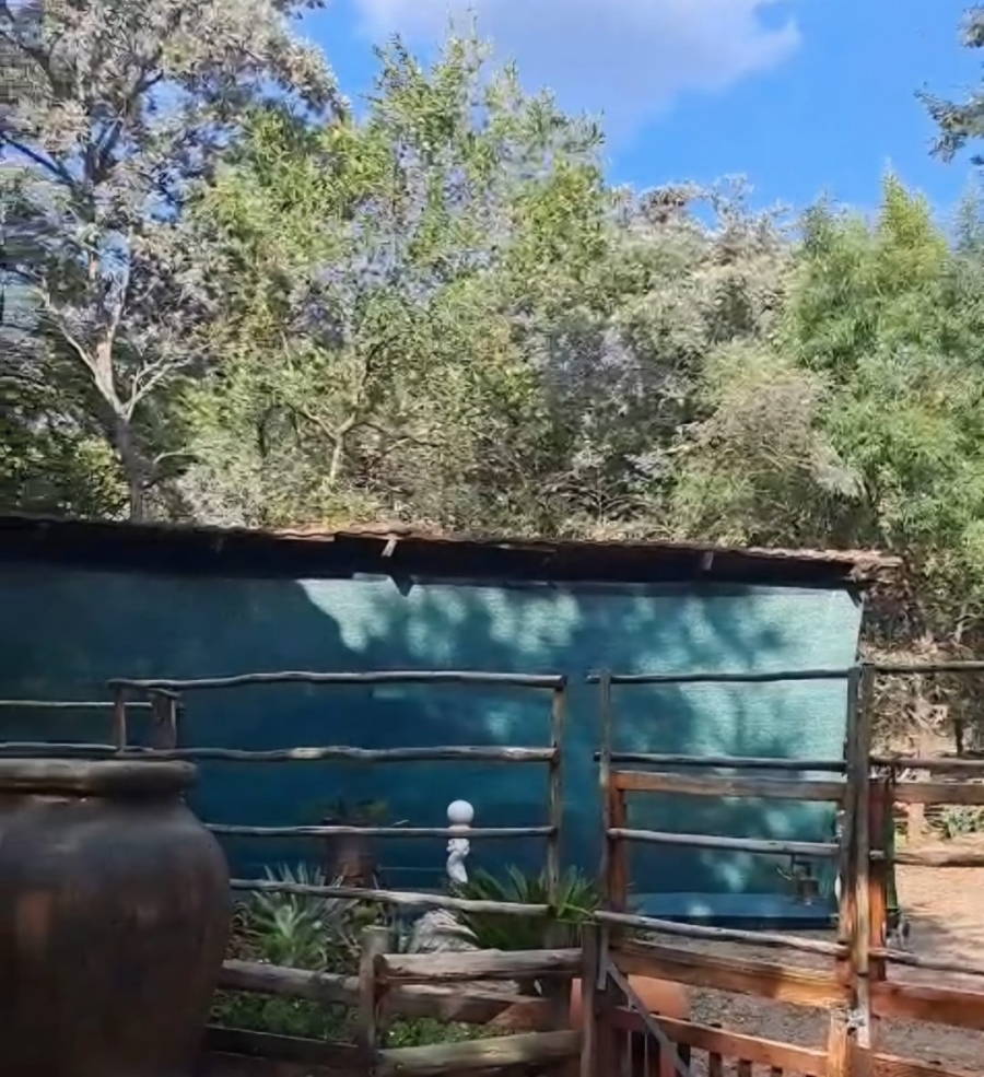 5 Bedroom Property for Sale in Leeupoort Limpopo