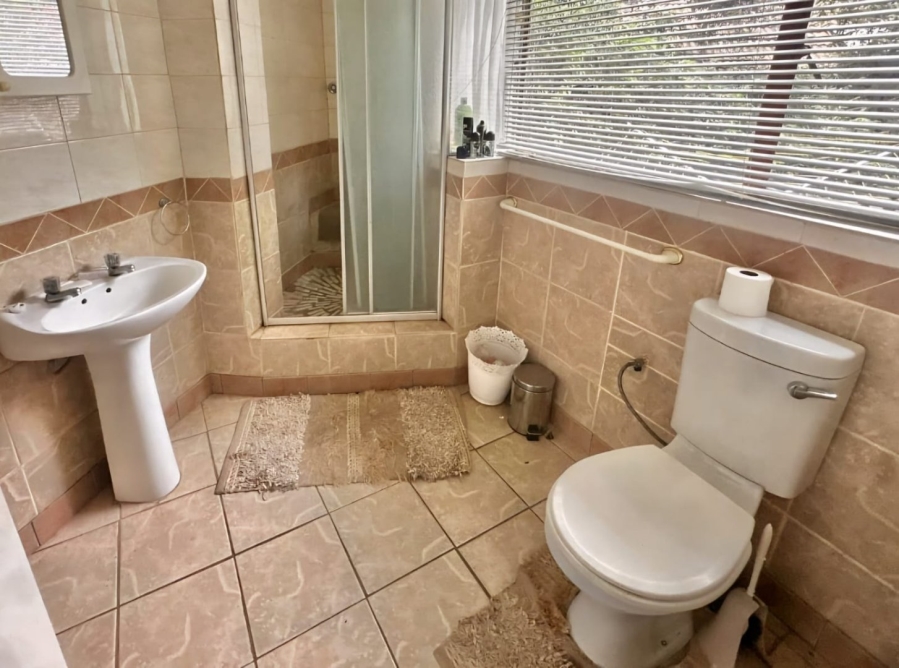 5 Bedroom Property for Sale in Leeupoort Limpopo