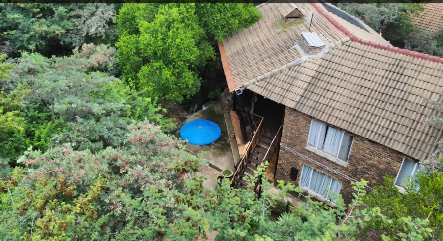 5 Bedroom Property for Sale in Leeupoort Limpopo