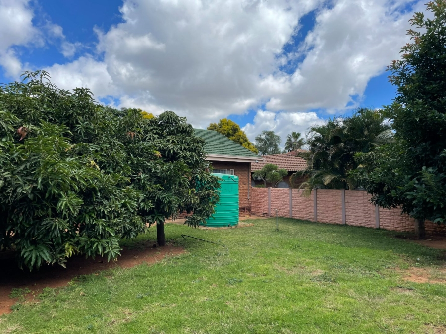 3 Bedroom Property for Sale in Flora Park Limpopo