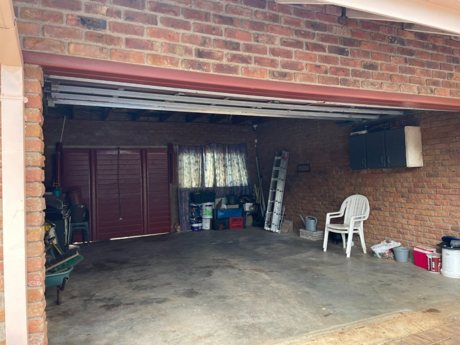 3 Bedroom Property for Sale in Flora Park Limpopo