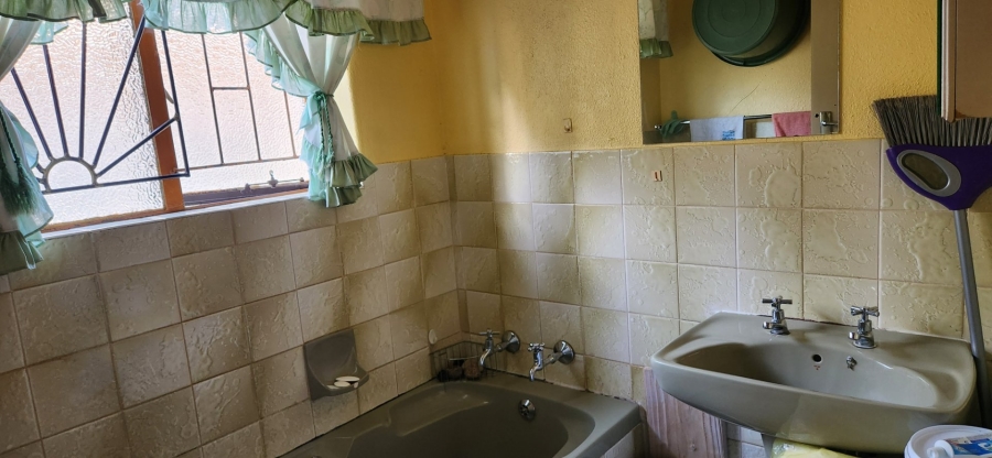 3 Bedroom Property for Sale in Westenburg Limpopo