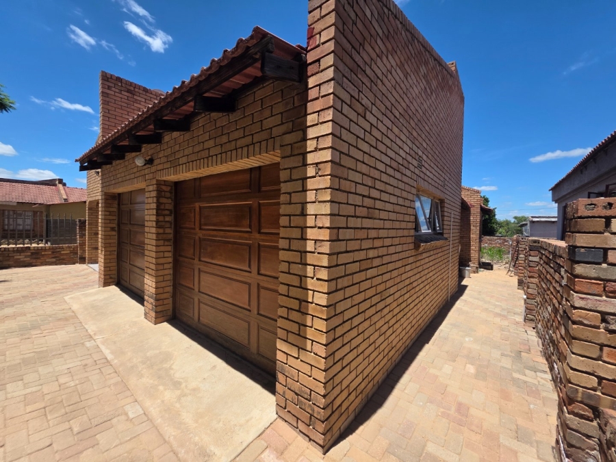 3 Bedroom Property for Sale in Seshego Limpopo
