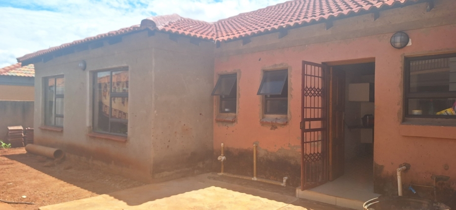 4 Bedroom Property for Sale in Chroompark Limpopo