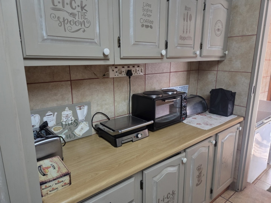 3 Bedroom Property for Sale in Fauna Park Limpopo