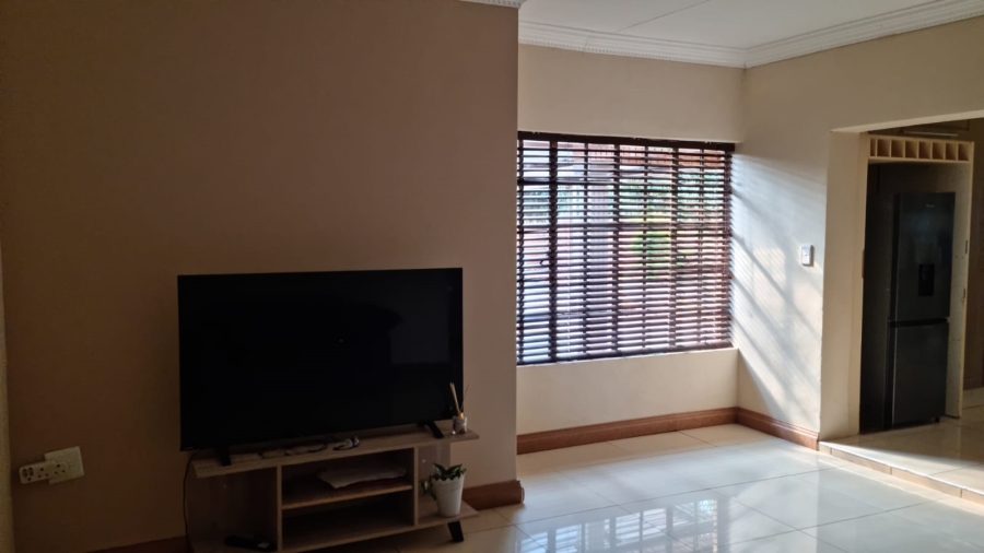 To Let 2 Bedroom Property for Rent in Chroompark Limpopo