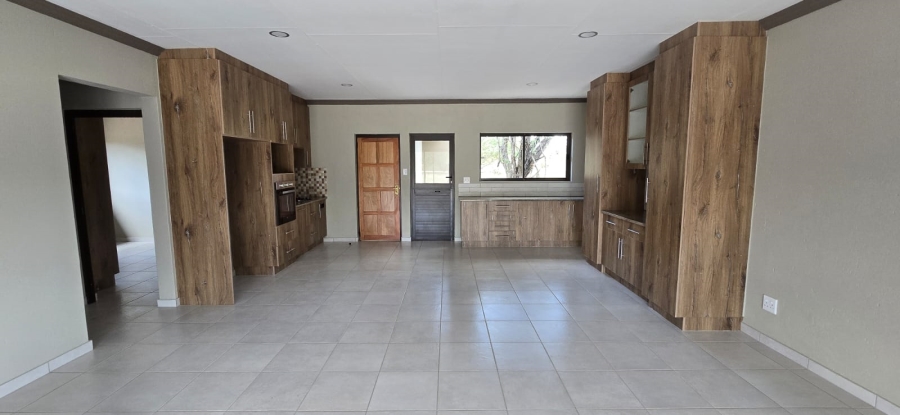 4 Bedroom Property for Sale in Kwaggasvlakte AH Limpopo